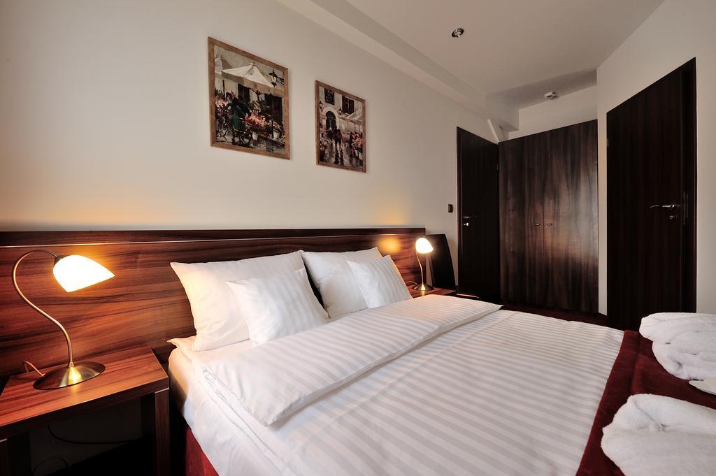 Hotel Centrum סוסנוביץ' חדר תמונה