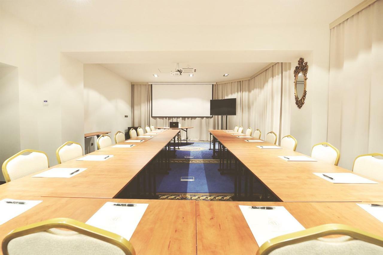 Hotel Centrum סוסנוביץ' מראה חיצוני תמונה